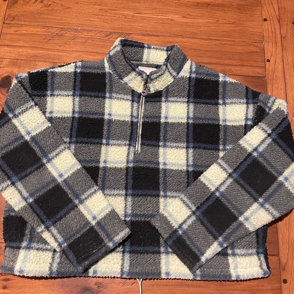 Women’s small American Eagle Fleece
